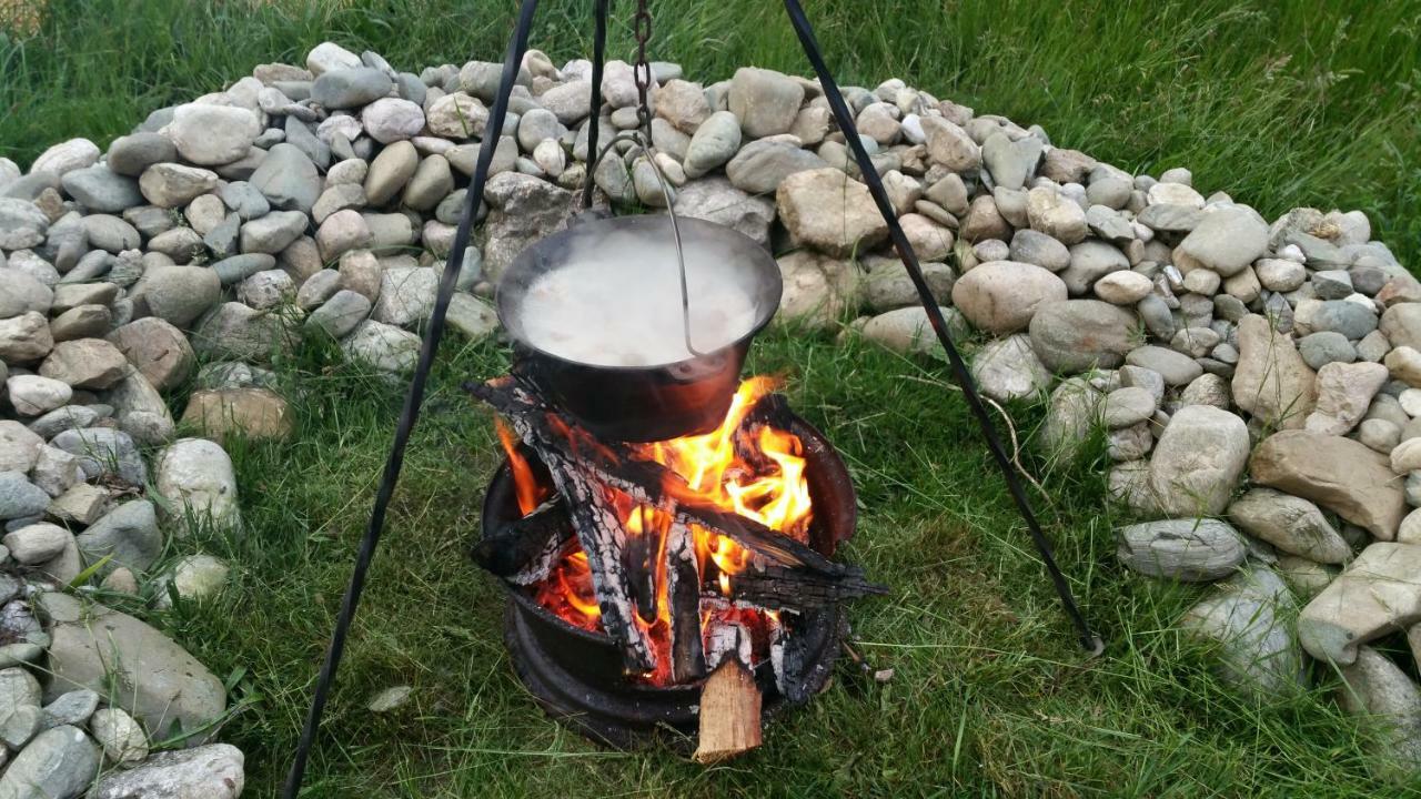 Rosenville Rîşnov Luaran gambar