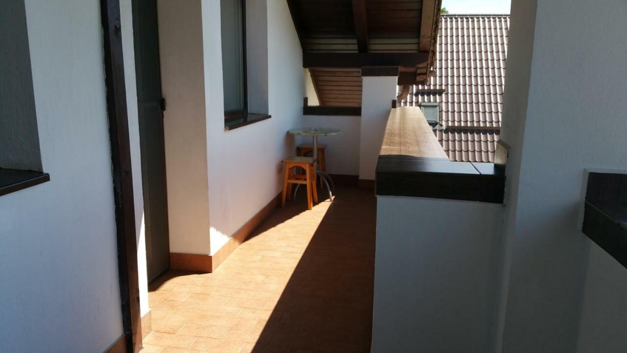 Rosenville Rîşnov Luaran gambar